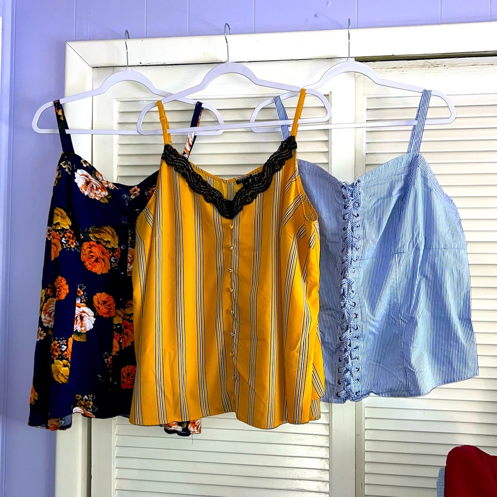 Torrid tanks size 3
